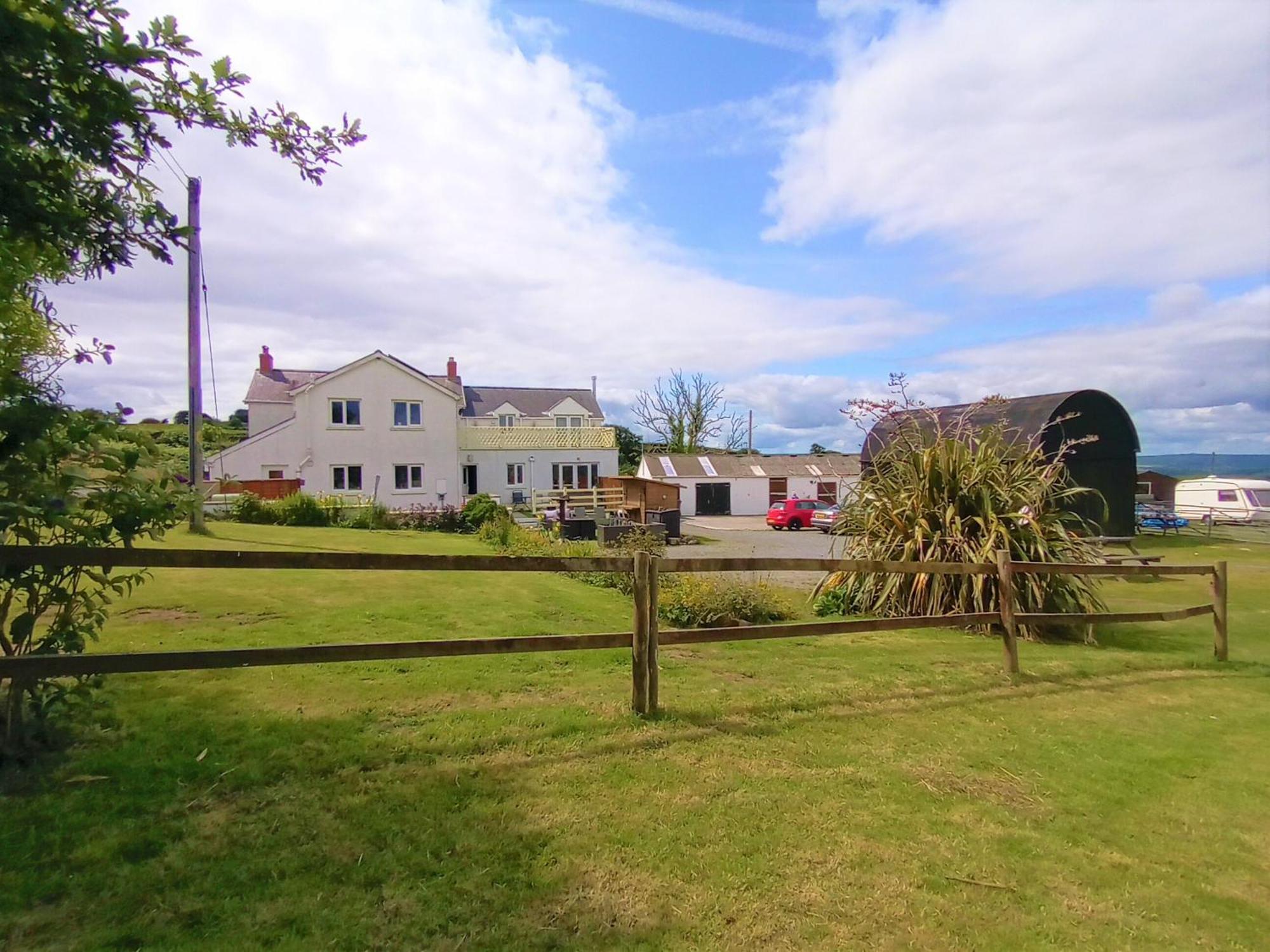 فندق Pantysgyfarnog Near Carmarthenshire Pembrokeshire المظهر الخارجي الصورة